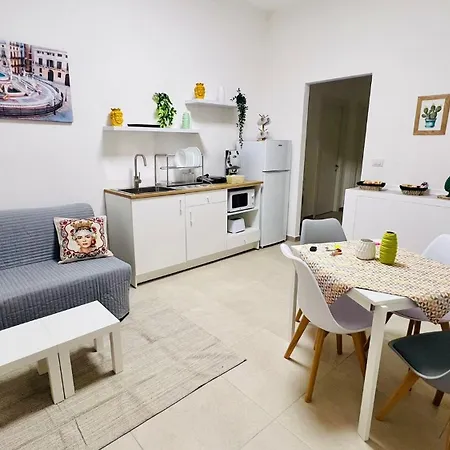 La Casa Di Elisa Mini - *